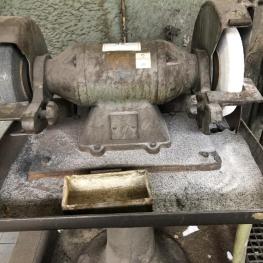 Double Grinder Bench