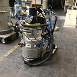 Industrial Vacuum Cleaner
