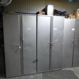 Doppelstahlschrank