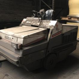Aufsitz Kehrmaschine