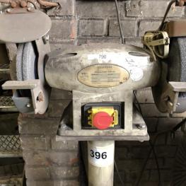 Double Grinder Bench