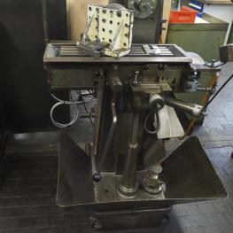 Vertikalfräsmaschine