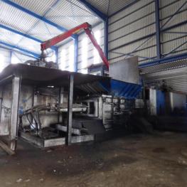 Schrottpaketierpresse