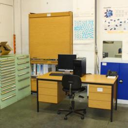 Teleskopauszugschrank