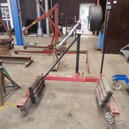 Reifenmontagewagen