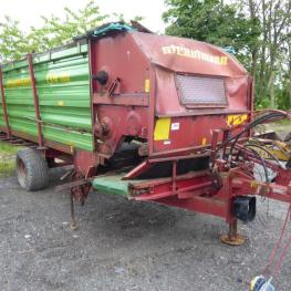Futterverteilwagen