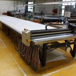 Textile Cutting Machine