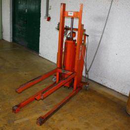Stacker Truck