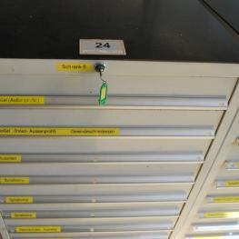 Telescopic Drawer Cabinet