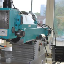 Universal Fräs und Bohrmaschine