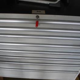 Teleskopschubladenschrank