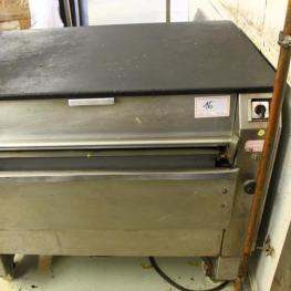 Baking Tray Cleaning Machine