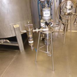 Pneumatic 2 Ball Piston Pump