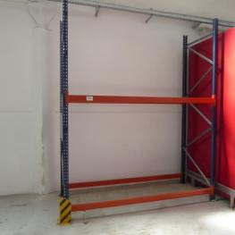 Running M. Heavy Duty Pallet Rack