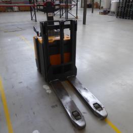 Electric Low Lift Ride On Pallet Truck
