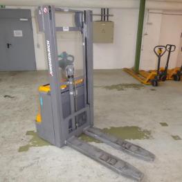 Elektro-Hochhubwagen