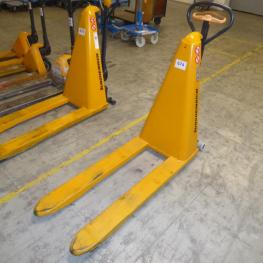 Scissor Lift Truck