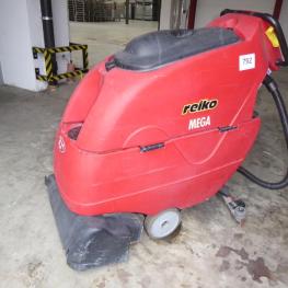 Floor Cleaning Machine