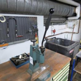 Kniehebelpresse