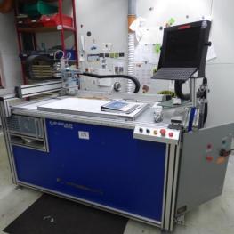 Doming Maschine