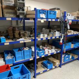 Metal shelving system