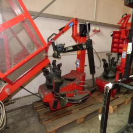 Reifenmontiermaschine