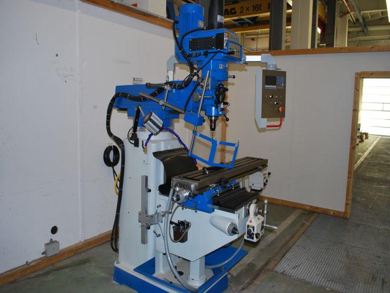 Universalfräsmaschine