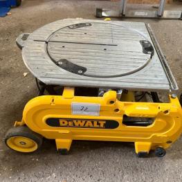 Table crosscut and miter saw