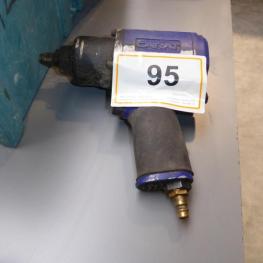 Pneumatic Impact Wrench