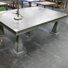 Straightening And Scribing Table