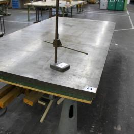 Straightening And Scribing Table