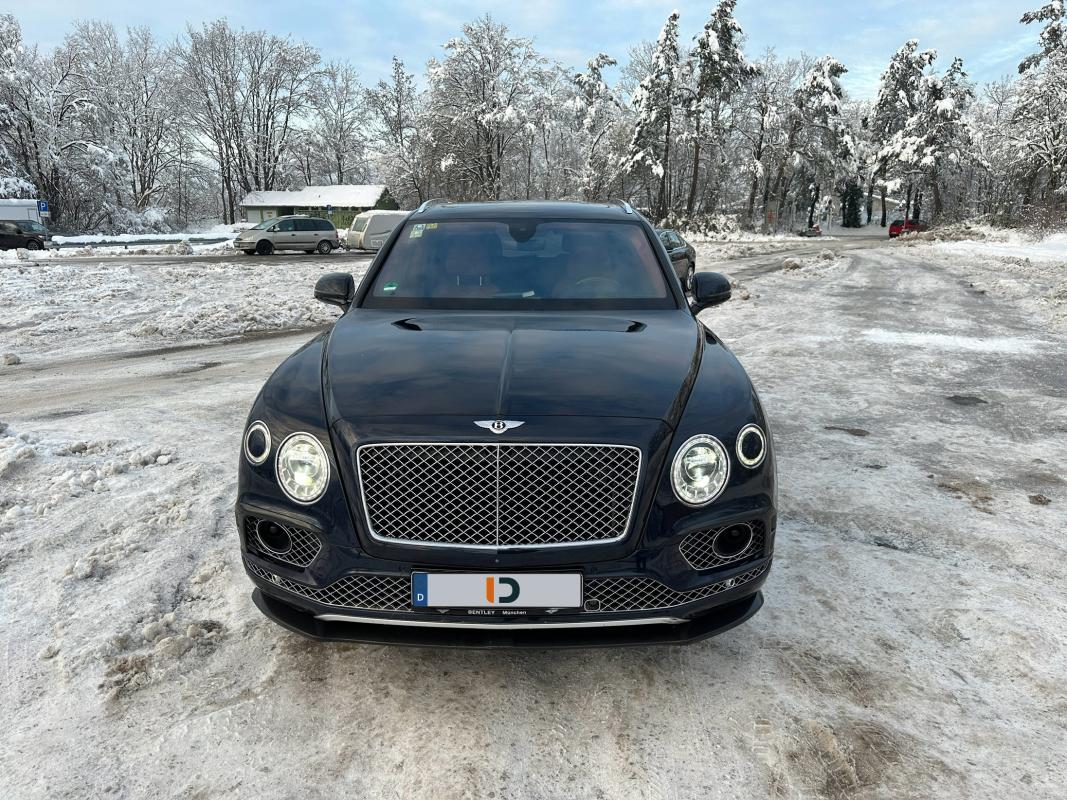 SUV