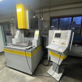 Senkerodiermaschine