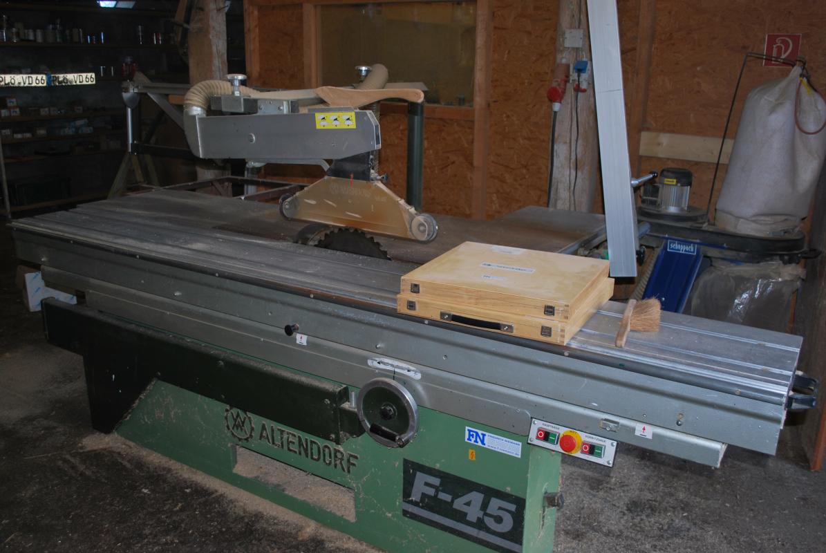lot of Carpentry Equipment