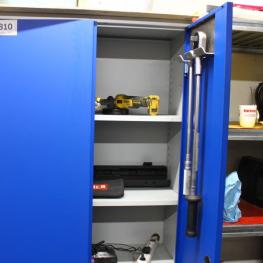 Doppelstahlschrank