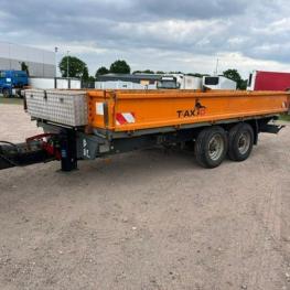 Tandem-axle trailer
