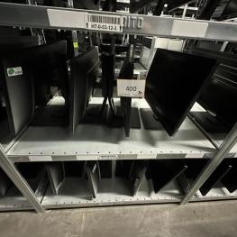 Lot 24" TFT Monitors