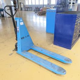 Scissor Lift Truck