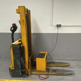 Electric High Lift Truck