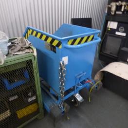 Chip Tipping Container
