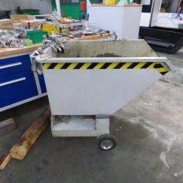 Chip Tipping Container