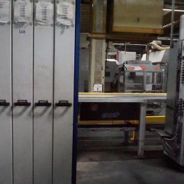 Vertical Pull Out Cabinet