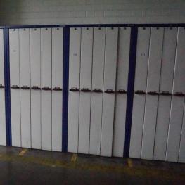Vertikalwerkzeugschrank