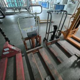 Lift Trucks