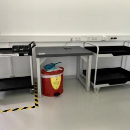 Lot Of Business und Operating Equipment