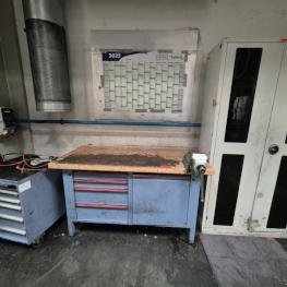 Werkbank Metallschrank Rollcontainer
