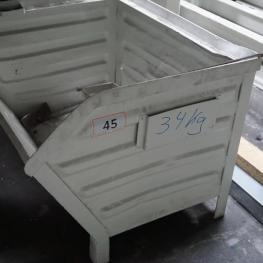 Chip Tipping Container
