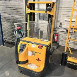 Electric High Lift Truck