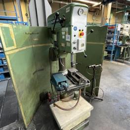 Säulenbohrmaschine