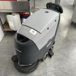 Scheuersaugmaschine